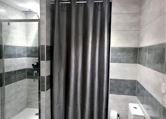 T2 Centre Place Mediterranee